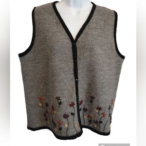 Sag Harbor wool blend button down vest with flowers